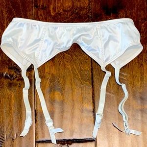 Calvin Klein Satin Garter Belt M